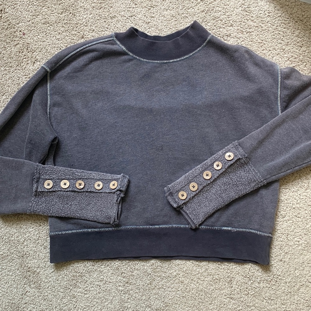 Free People cropped sweatshirt dark gray size xs